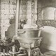 De kookpot van 200 liter inhoud in een bakhuis © 