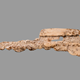 In de Steen- en Bronstijd werden veel voorwerpen van been gemaakt. Dit voorwerp is gemaakt van het schouderblad van een rund of een ander groot zoogdier. © Museum het Valkhof