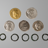 De muntschat gevonden in Canabae. De herkomst van de vijf ringetjes is onbekend © Museum het Valkhof