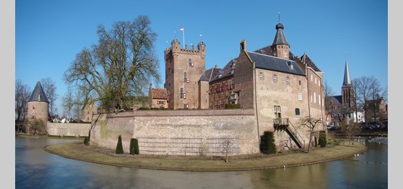 Het kasteel van de heren van Bergh: Kasteel Bergh te 's Heerenberg (2010)