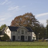 Lichtenbeek koetshuis vooraanzicht. glk.nl