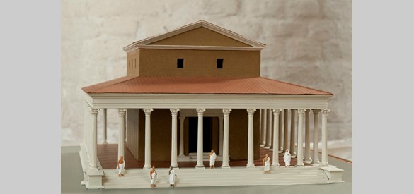 Maquette van de Gallo-Romeinse tempel