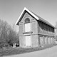Dijkmagazijn  aan de Vluchtheuvelstraat in Dreumel in 1995. © Foto P. van Galen, RCE objectnr. 320.959 CC BY-SA 4.0