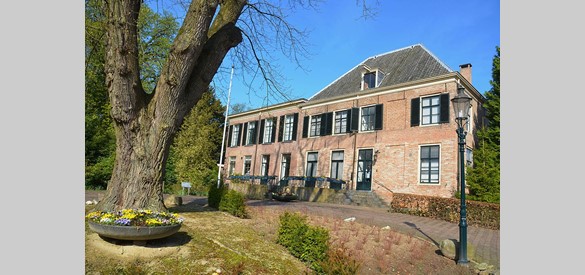 Gemeentehuis Rozendaal in 2013