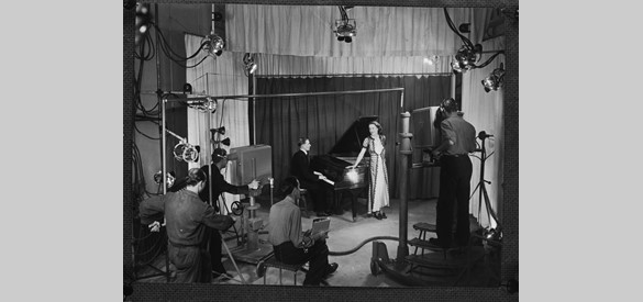Een Philips Experimentele Televisie uitzending (Eindhoven, 1948)