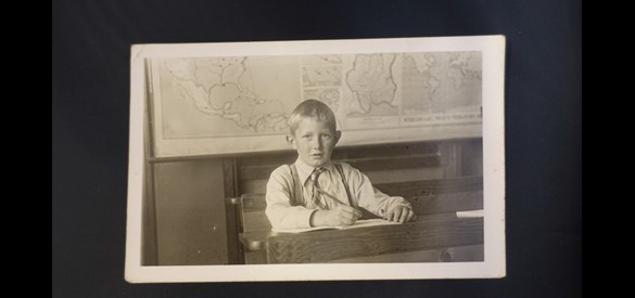 Schoolfoto Harrie Roelofs jaren veertig