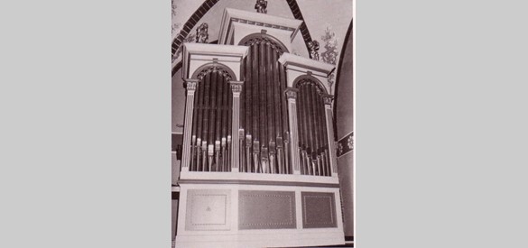 Orgel van Kuerten uit 1846 met oudere bestanddelen van Heyneman uit 1777. Bron: Wikimedia