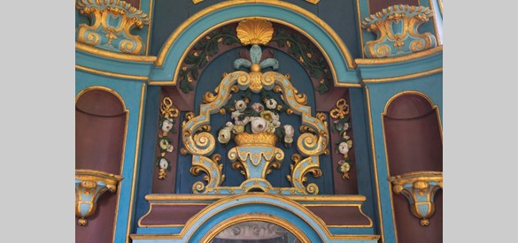 Interieur van de theekoepel, detail. Foto na restauratie.