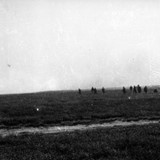 Een dag voor de aankomst van het Duitse Fallschirm Ersatz- und Ausbildungs-Regiment landde op de Ginkelse Heide de 4th Parachute Brigade. Bron: Gelders Archief