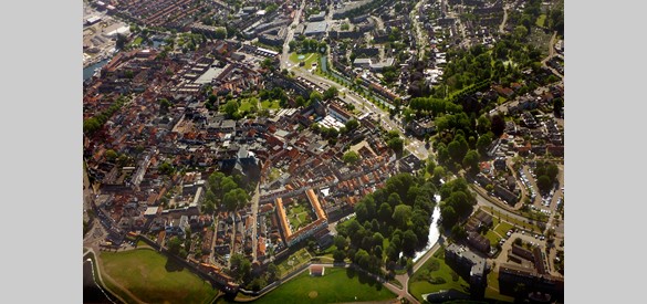 Luchtfoto van het oude centrum van Harderwijk