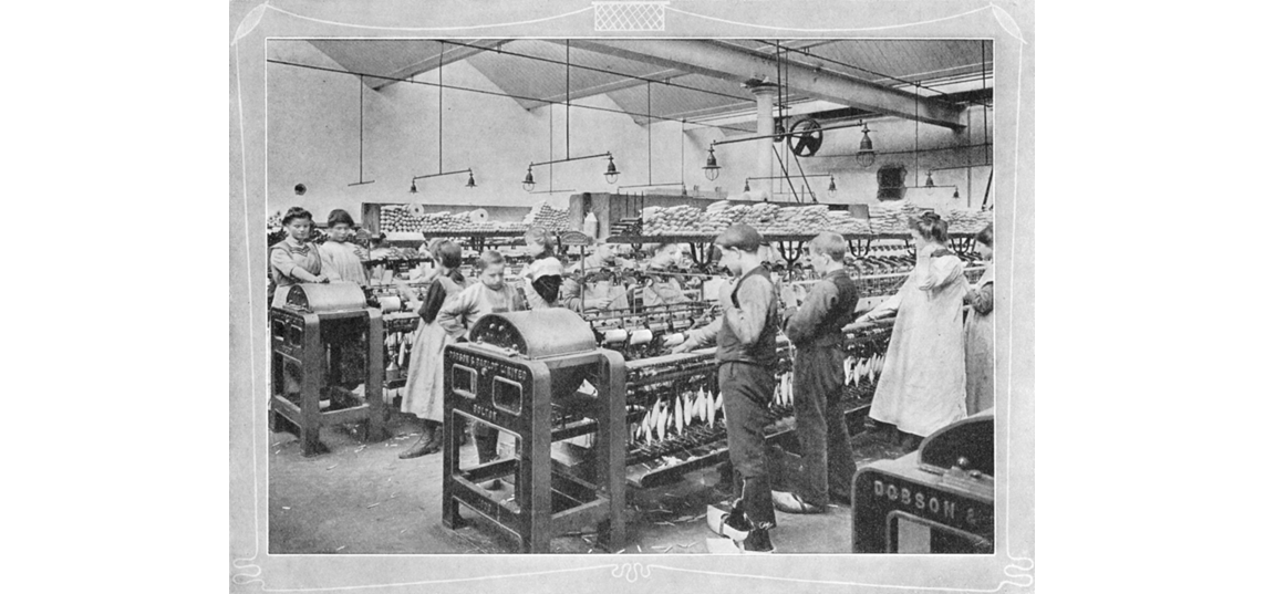 Arbeiders in de fabriek