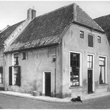 Huis en winkeltje Mina Westerink Leusink bron Arent thoe Boecop