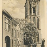 Toren Sint Nicolaaskerk met Instituut Van Kinsbergen bron Streekarchivariaat NW Veluwe
