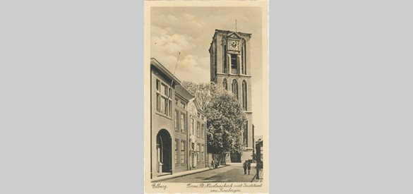 Toren Sint Nicolaaskerk met Instituut Van Kinsbergen bron Streekarchivariaat NW Veluwe