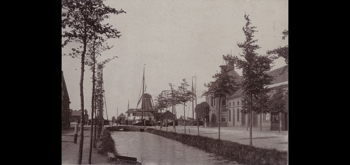 Zicht op haven aan het einde van de negentiende eeuw (Bron: archief Stichting Oud Nijkerk)
