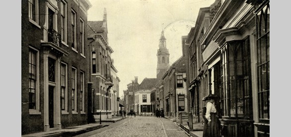 Langestraat rond 1900 (Bron: archief Stichting Oud Nijkerk)