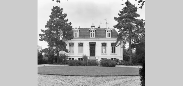 Huis Lakenburg aan de noordzijde. Foto Gerard Kouwenberg, 2014.