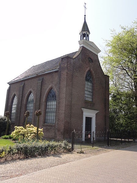 Hervormde kerk Maasbommel aan noord-oostzijde. Foto: Gerard Kouwenberg, 2014