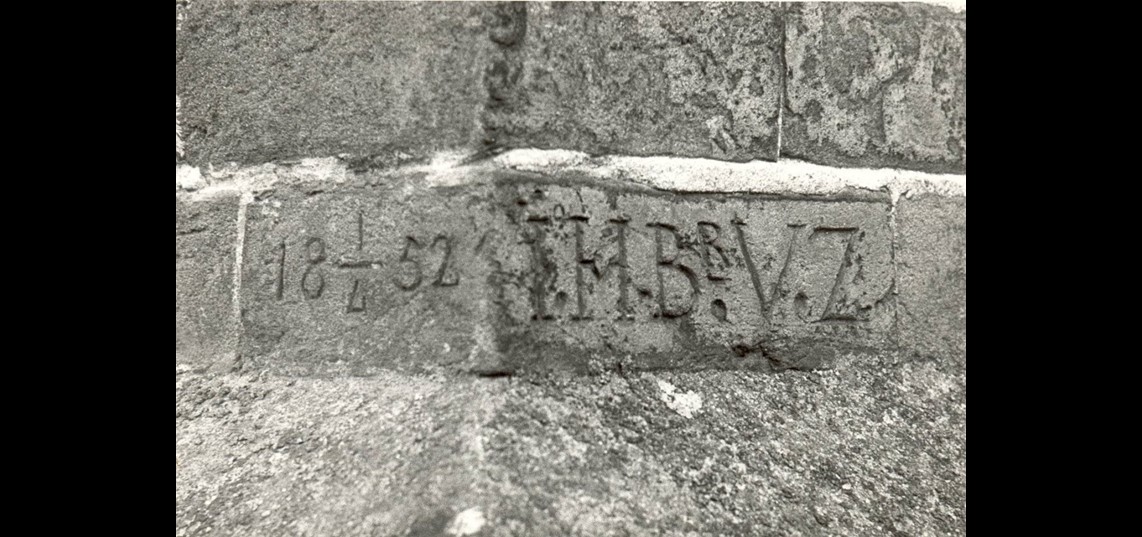 De eerste steen van De Schaffelaar. Collectie Gemeentearchief Barneveld