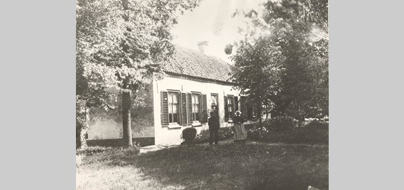 Huize Zandbergen in 1914. Vroeger heette dit het Utrechts Deventers Posthuijs. Collectie Gemeentearchief Barneveld