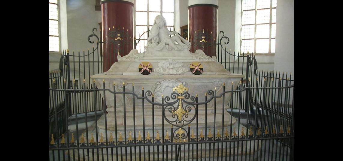 Tombe in de Barbarakerk van burgemeestersvrouw Aleida van der Dussen