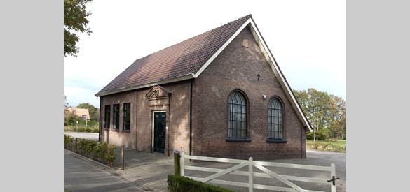 Het kerkje in Driedorp dat werd gesticht door de weldadige freule (foto Gerrit van de Veen, Nijkerk).