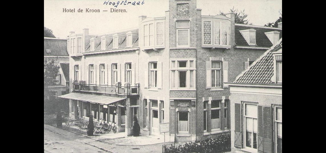 Hotel de Kroon te Dieren. De buitenlandse werknemers die in 1961aan het werk gingen bij betonfabriek de Meteoor werden hier gehuisvest.
