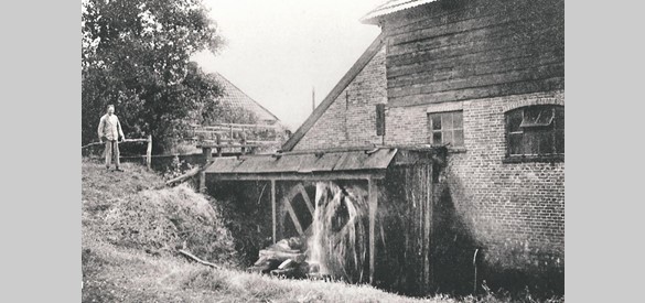 Papiermolen Goedgedacht later Wasserij de Waterval in Laag-Soeren. Foto collectie W. de Wit