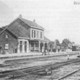 Station Ruurlo met op de achtergrond de goederenloods 1900