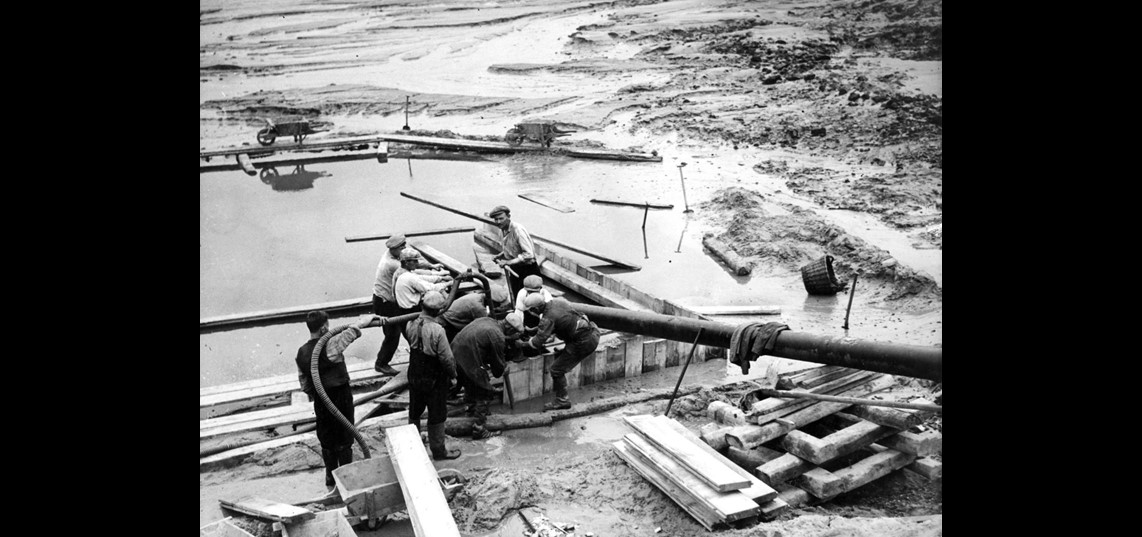 Voorbereidingen voor de aanleg van het Twentekanaal bij Lochem, 1930 (Bron: Nationaal Archief Den Haag)