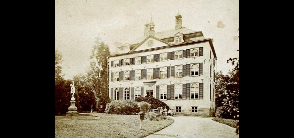 In Duitsland is in 2012 een foto van kasteel Sinderen uit 1875 opgedoken