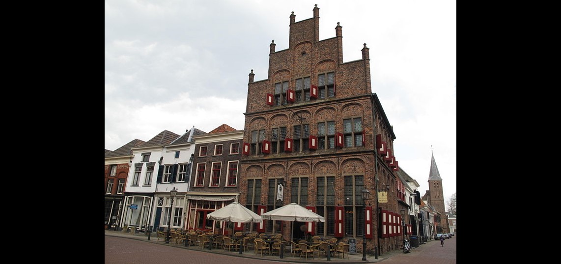 In Doesburg zijn nog veel monumentale panden te vinden (Bron: Wikimedia, RCE, fotograaf: Michiel Verbeek)