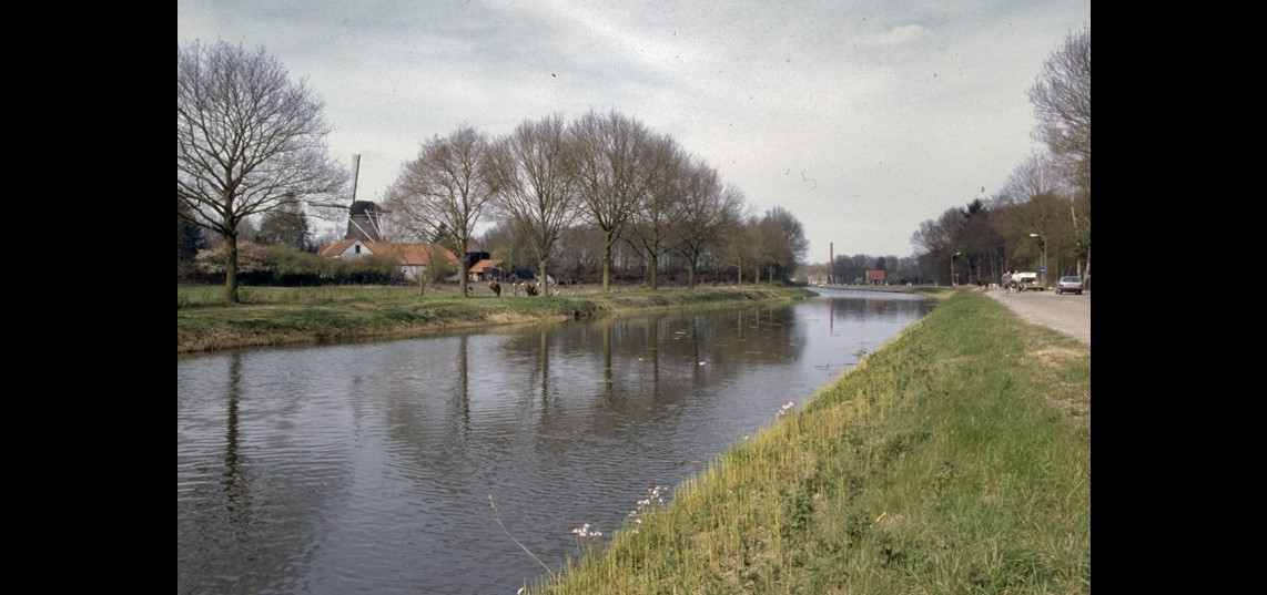Overzicht Apeldoorns Kanaal ter hoogte van Wapenveld, met zicht op molen de Vlijt (Bron: RCE)